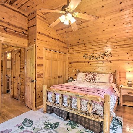 Cozy Hiawassee Cabin With Fire Pit And Mtn Views! Buitenkant foto