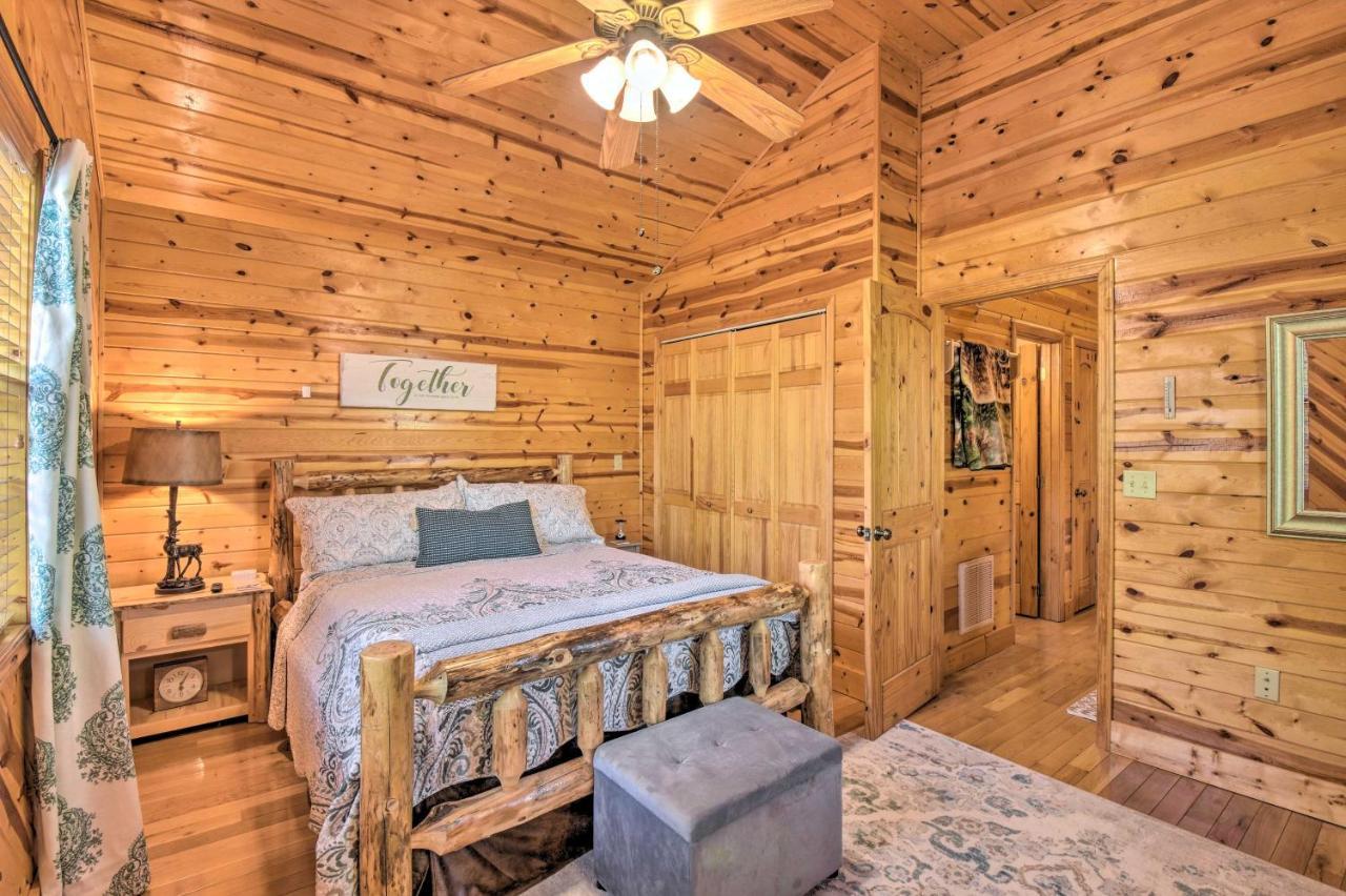 Cozy Hiawassee Cabin With Fire Pit And Mtn Views! Buitenkant foto