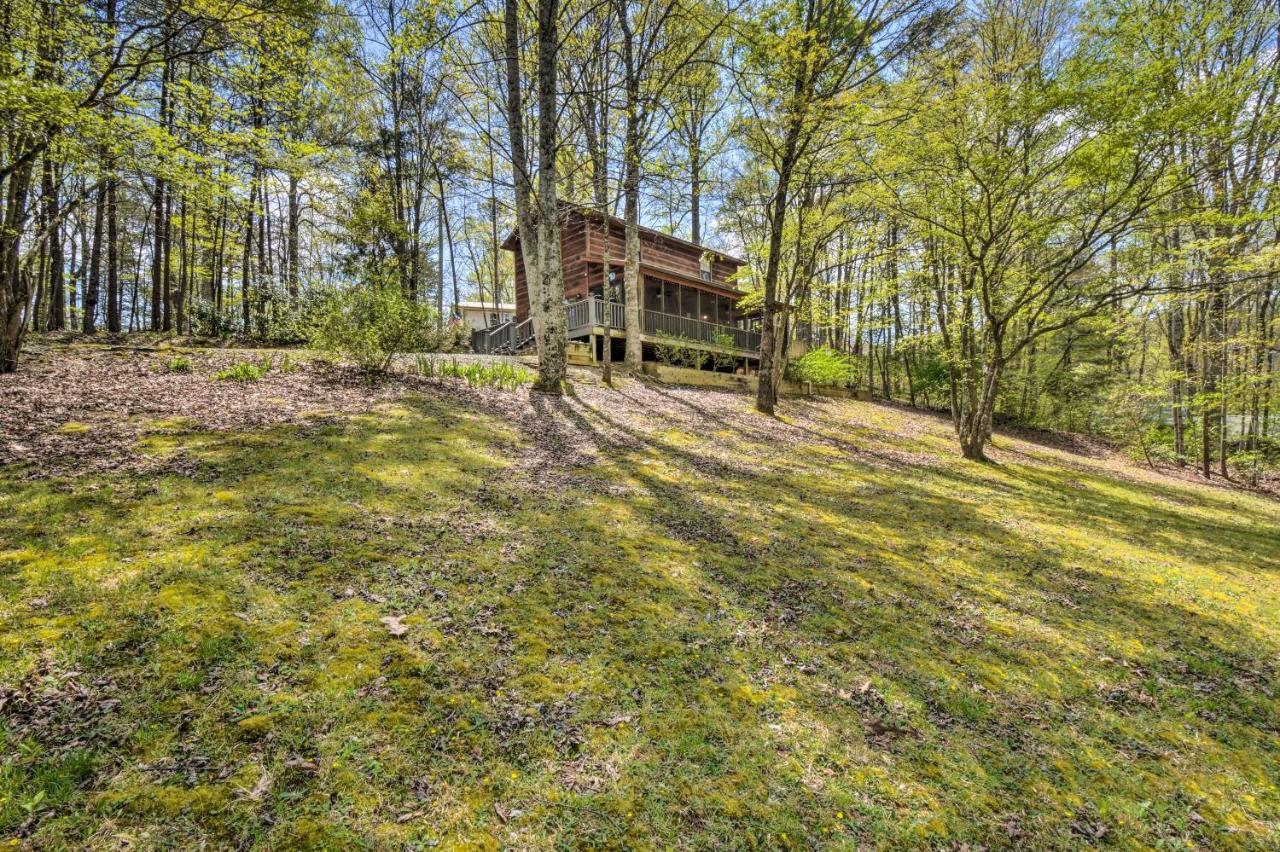 Cozy Hiawassee Cabin With Fire Pit And Mtn Views! Buitenkant foto